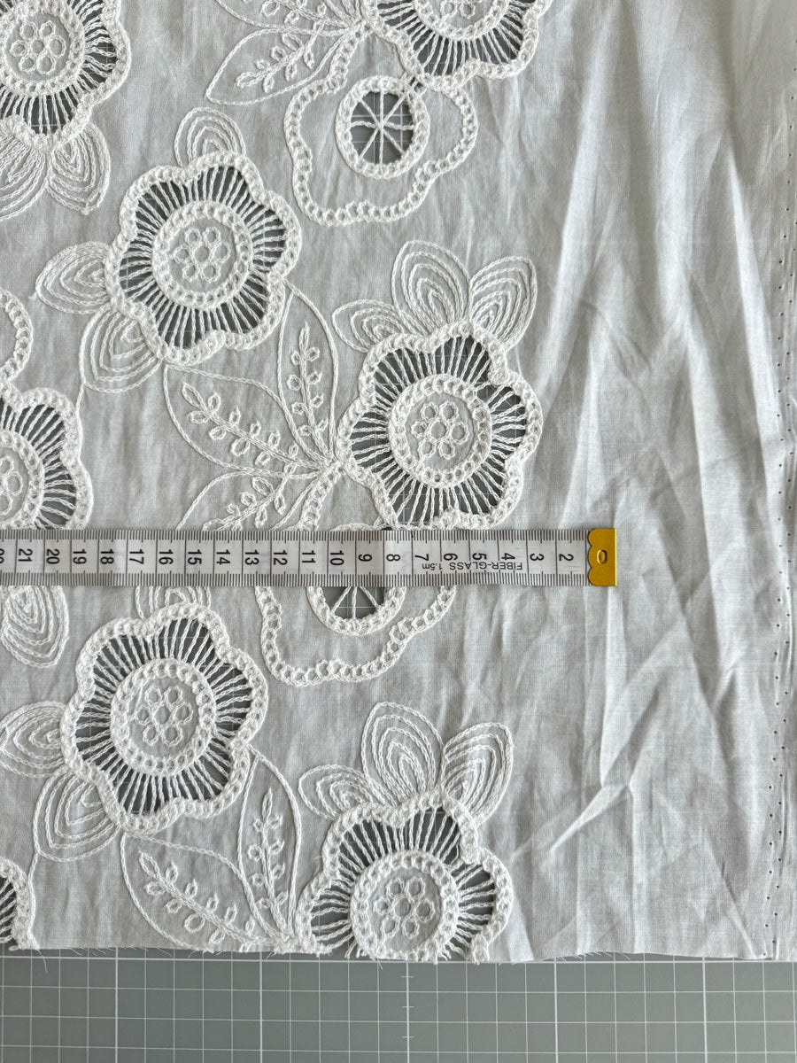 lvory embroidered cotton - per half metre